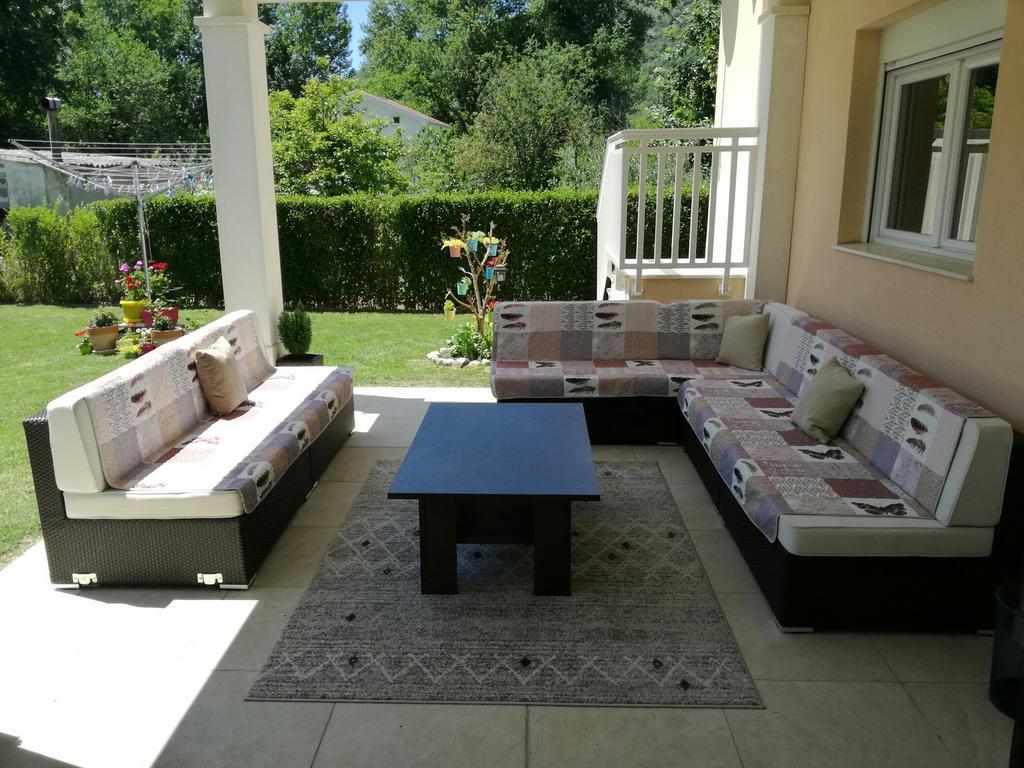 Riverside Guesthouse Pocitelj Kültér fotó