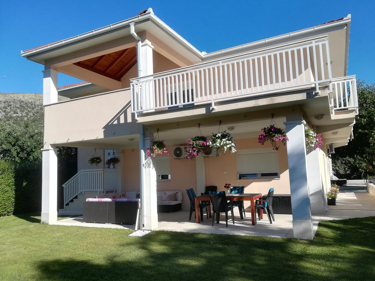 Riverside Guesthouse Pocitelj Kültér fotó
